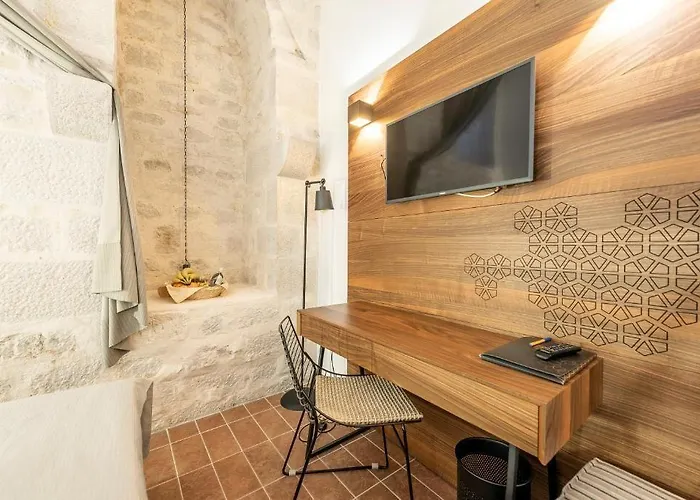 Heritage Maskovica 호텔