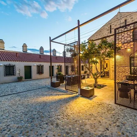 Heritage Maskovica 파코스탄